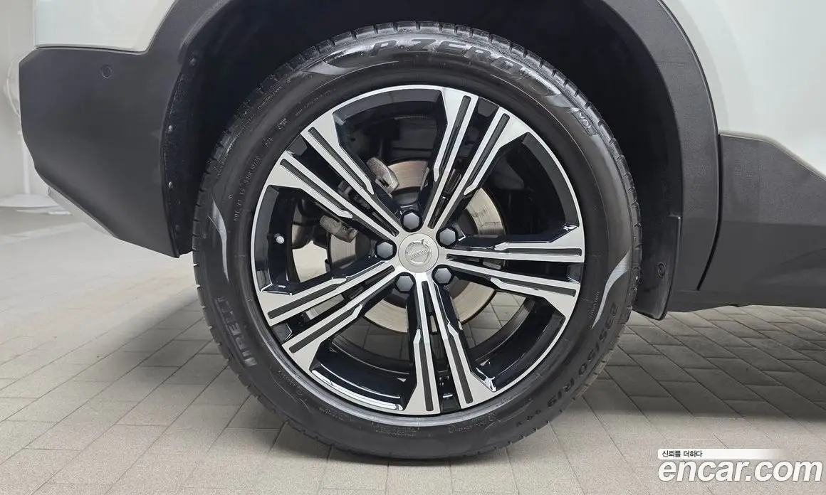 Volvo XC40 2021 2.0 АКПП, фото 5