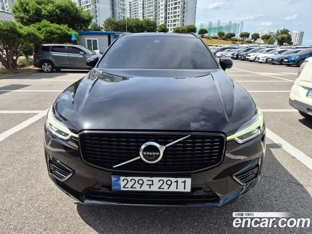 Volvo XC60, 2021, 128 000 км