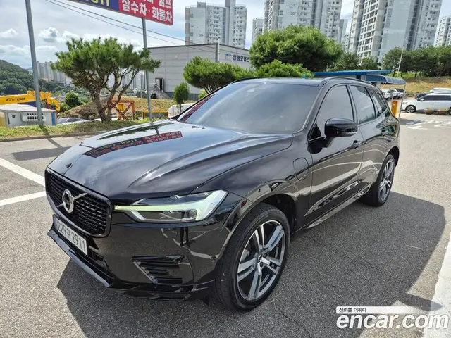 Volvo XC60 2021 2.0 АКПП, миниатюра 3