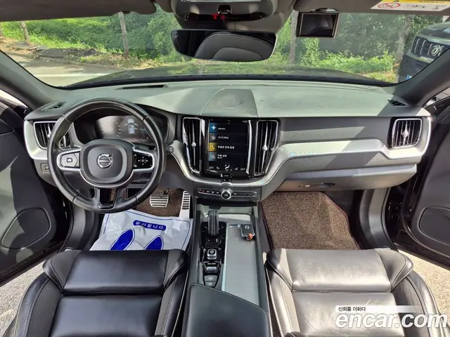 Volvo XC60 2021 2.0 АКПП, миниатюра 9