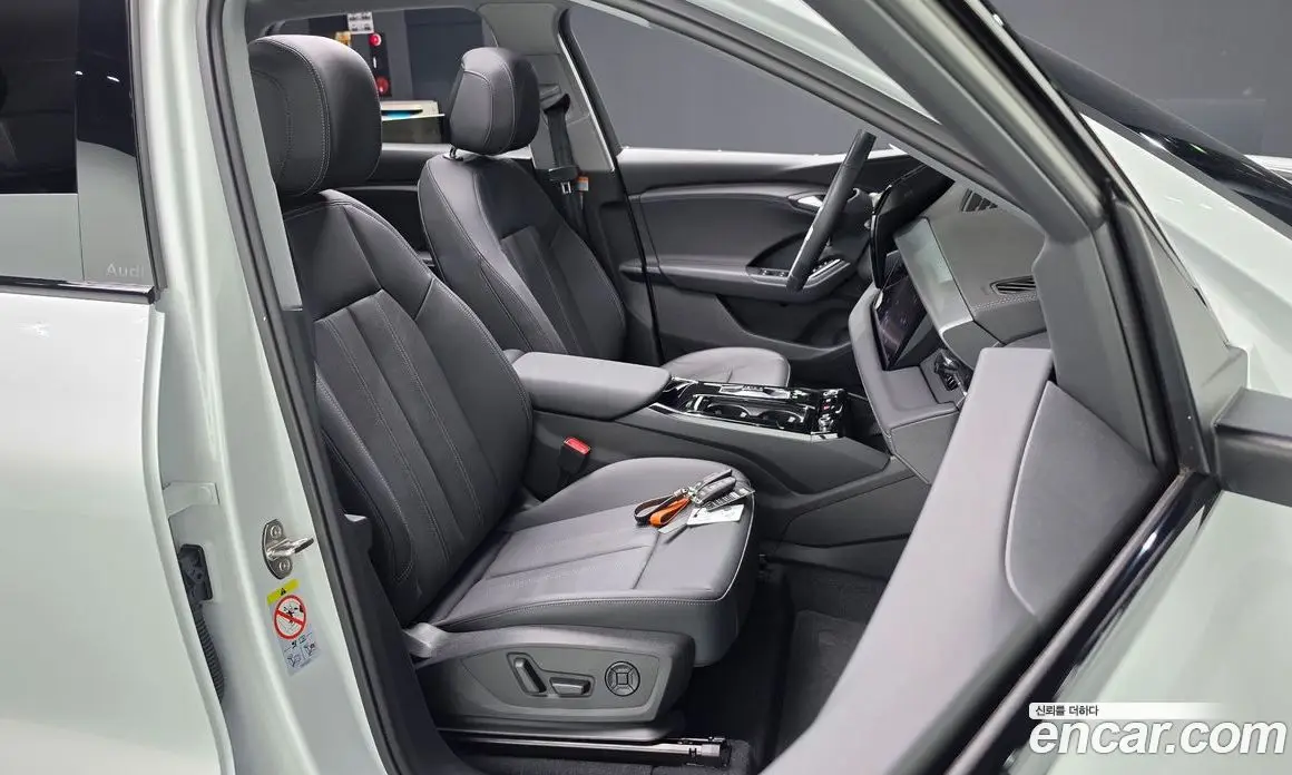 Audi Q6 e-tron 2025 0.2 АКПП, фото 15