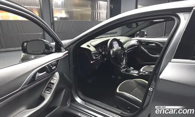 Infiniti Q30 2017 2.0 АКПП, миниатюра 12