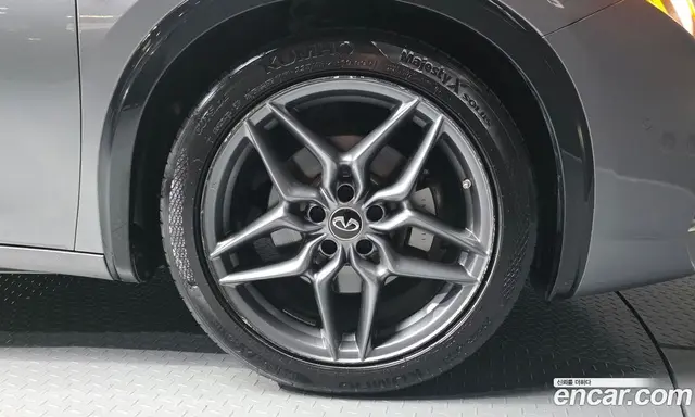 Infiniti Q30 2017 2.0 АКПП, миниатюра 6 Infiniti Q30 2017 2.0 АКПП, миниатюра 6