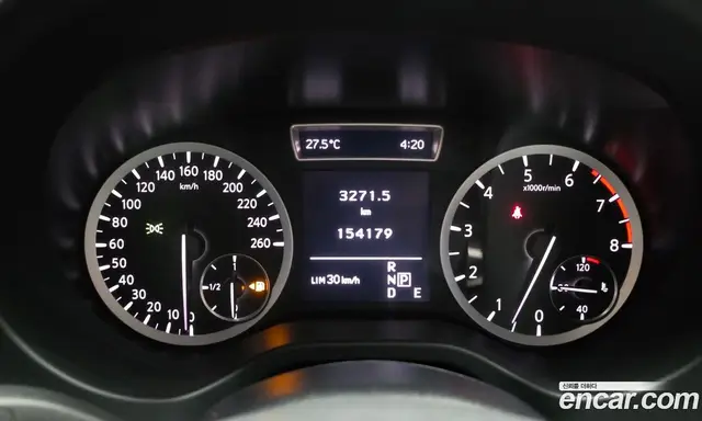 Infiniti Q30 2017 2.0 АКПП, миниатюра 10 Infiniti Q30 2017 2.0 АКПП, миниатюра 10