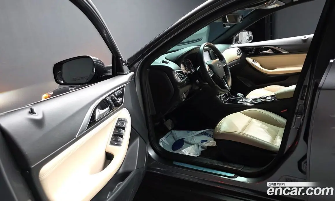 Infiniti QX30 2019 2.0 АКПП, фото 12