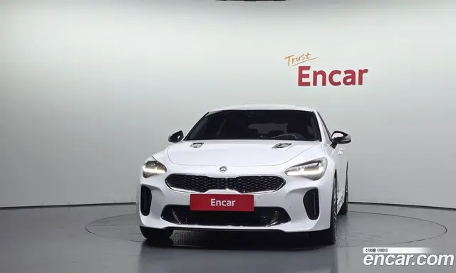 Kia Stinger 2017 2.0 АКПП, миниатюра 3 Kia Stinger 2017 2.0 АКПП, миниатюра 3