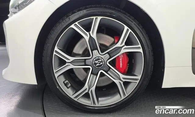 Kia Stinger 2017 2.0 АКПП, миниатюра 5 Kia Stinger 2017 2.0 АКПП, миниатюра 5
