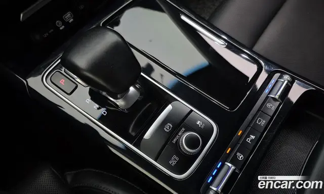 Kia Stinger 2017 2.0 АКПП, миниатюра 9 Kia Stinger 2017 2.0 АКПП, миниатюра 9