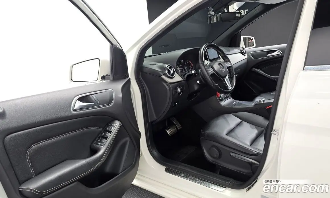 Mercedes-Benz B-Class 2013 1.8 АКПП, фото 10