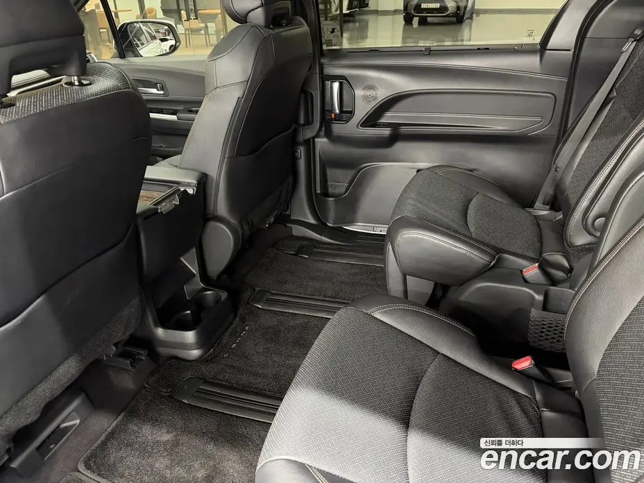 Toyota Sienna 2025 2.5 вариатор, фото 15 Toyota Sienna 2025 2.5 вариатор, фото 15