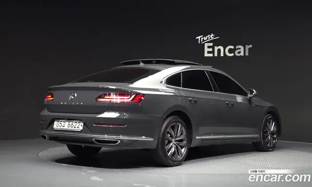 Volkswagen Arteon 2018 2.0 АКПП, миниатюра 2 Volkswagen Arteon 2018 2.0 АКПП, миниатюра 2
