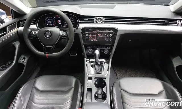 Volkswagen Arteon 2018 2.0 АКПП, миниатюра 10 Volkswagen Arteon 2018 2.0 АКПП, миниатюра 10