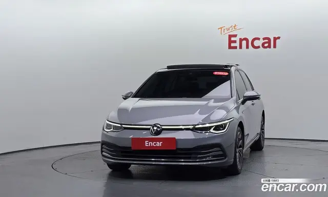 Volkswagen Golf 2023 2.0 АКПП, миниатюра 2