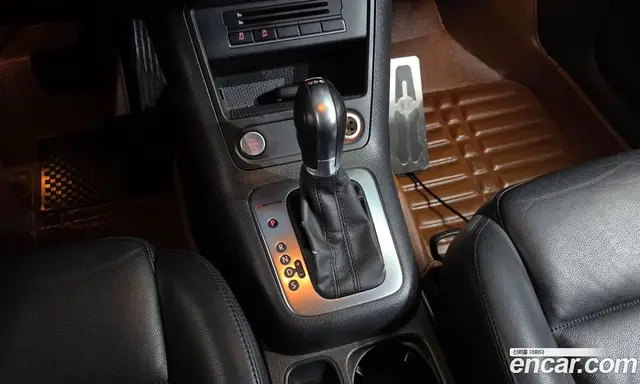 Volkswagen Tiguan 2012 2.0 АКПП, миниатюра 9
