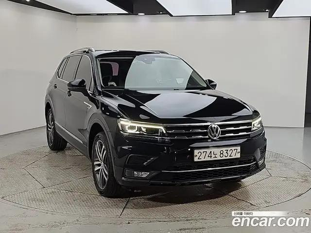 Volkswagen Tiguan 2020 2.0 АКПП, миниатюра 2 Volkswagen Tiguan 2020 2.0 АКПП, миниатюра 2