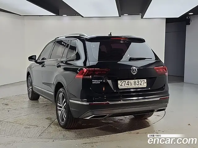 Volkswagen Tiguan 2020 2.0 АКПП, миниатюра 3 Volkswagen Tiguan 2020 2.0 АКПП, миниатюра 3