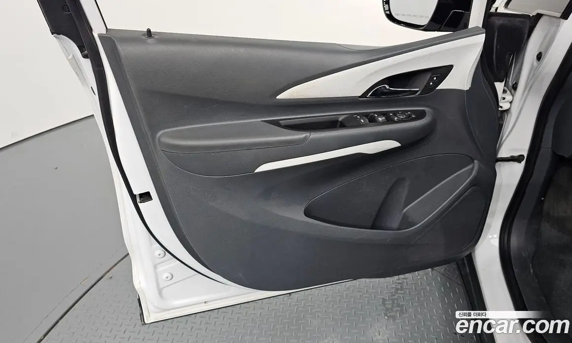 Chevrolet Bolt EV 2018 0.2 АКПП, фото 13