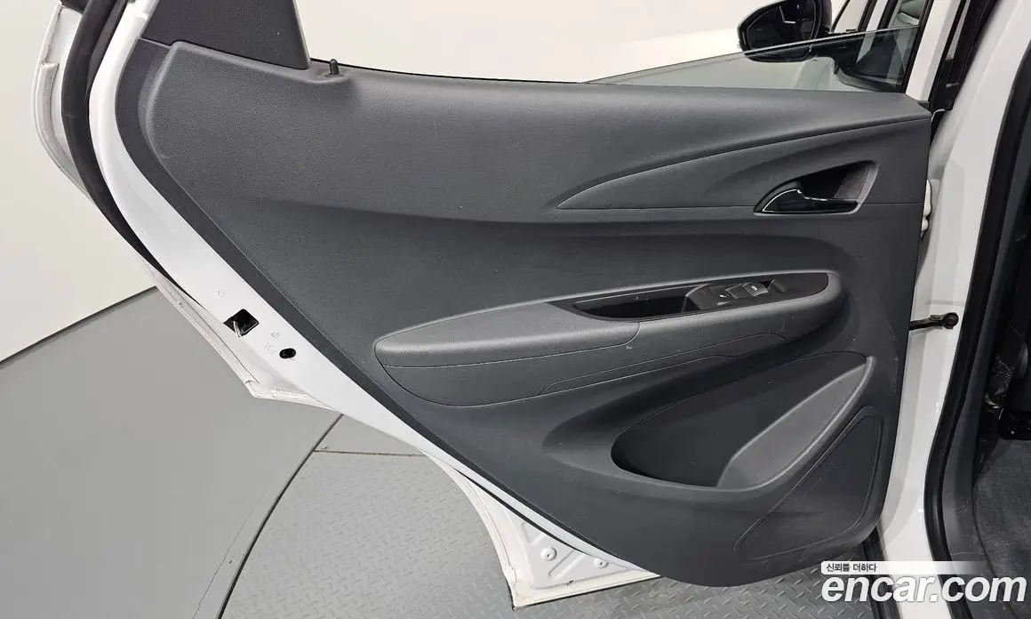 Chevrolet Bolt EV 2018 0.2 АКПП, фото 14