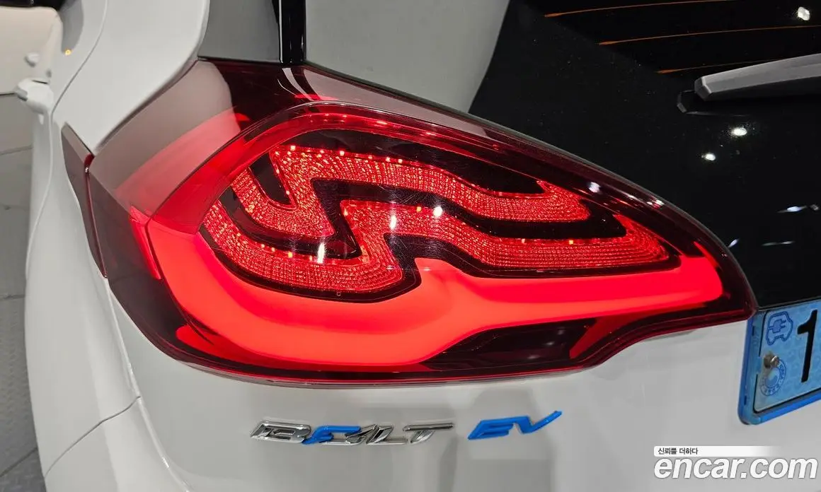 Chevrolet Bolt EV 2018 0.2 АКПП, фото 8