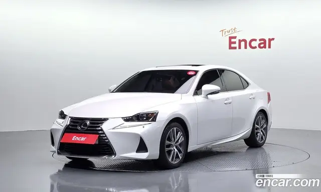 Lexus IS, 2017, 66 486 км