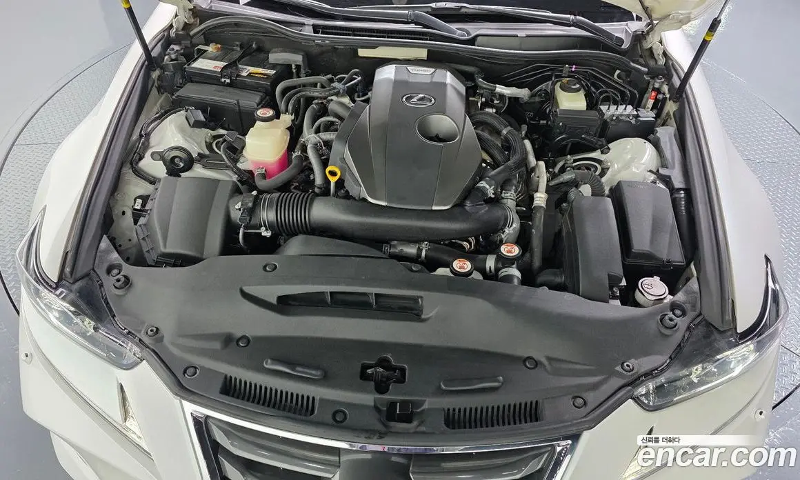 Lexus IS 2017 2.0 АКПП, фото 6