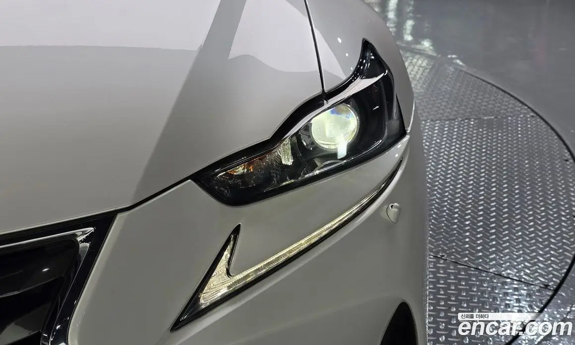 Lexus IS 2017 2.0 АКПП, фото 8