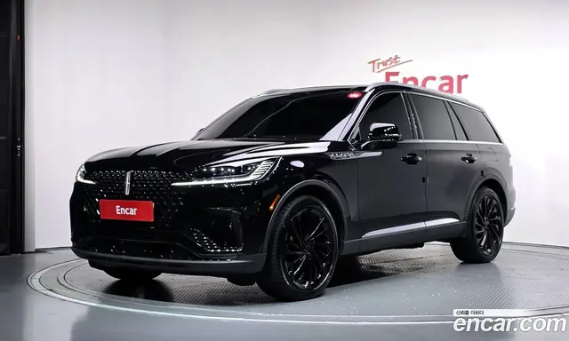 Lincoln Aviator, 2024, 18 572 км