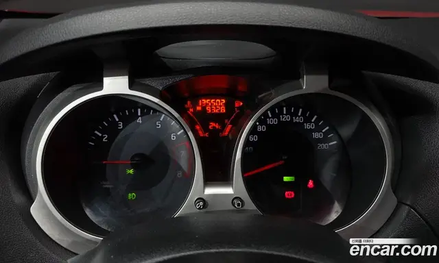 Nissan Juke 2015 1.6 АКПП, миниатюра 8