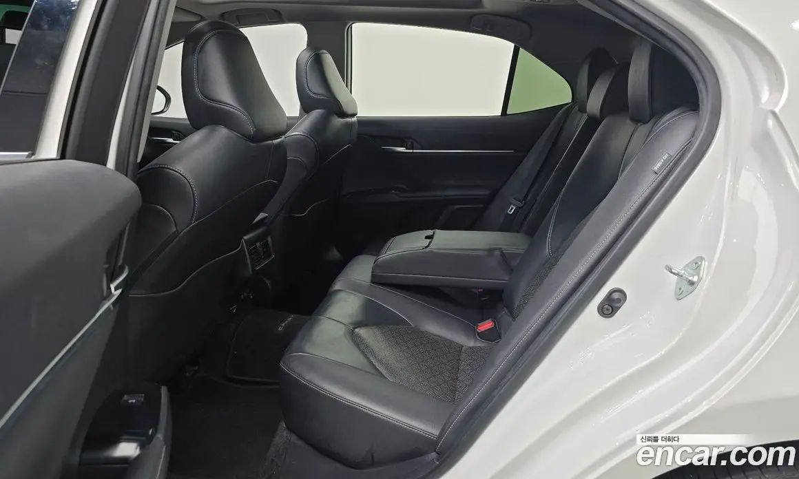 Toyota Camry 2020 2.5 АКПП, фото 18