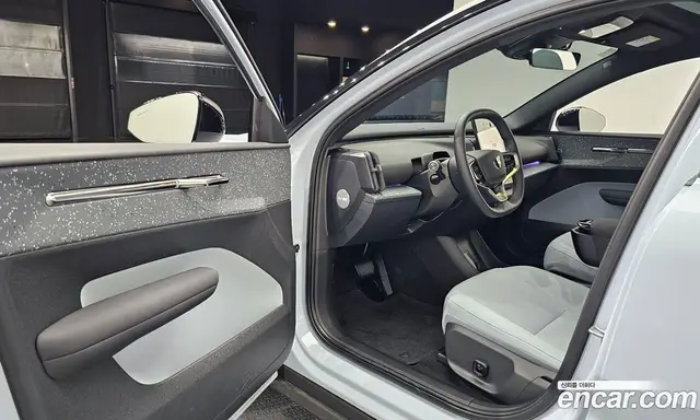 Volvo EX30 2025 0.2 АКПП, миниатюра 12