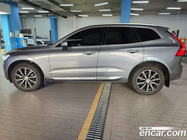 Volvo XC60 2021 2.0 АКПП, миниатюра 5