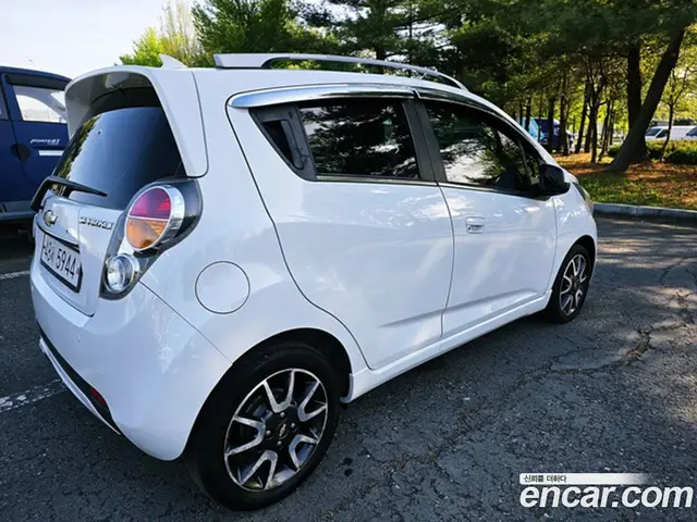 Chevrolet Spark 2011 1.0 АКПП, миниатюра 4 Chevrolet Spark 2011 1.0 АКПП, миниатюра 4