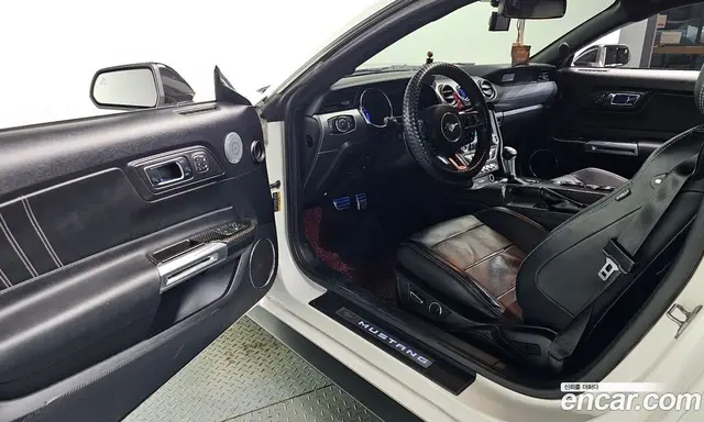 Ford Mustang 2016 2.3 АКПП, миниатюра 10 Ford Mustang 2016 2.3 АКПП, миниатюра 10