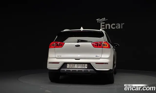 Kia Niro 2016 1.6 АКПП, миниатюра 4