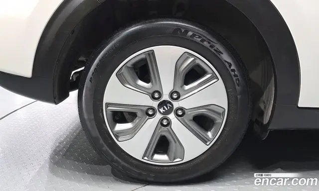 Kia Niro 2016 1.6 АКПП, миниатюра 5