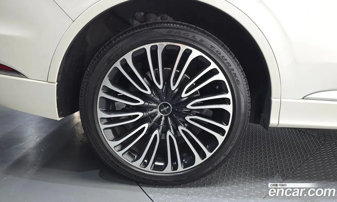 Lincoln Aviator 2020 3.0 АКПП, фото 4 Lincoln Aviator 2020 3.0 АКПП, фото 4