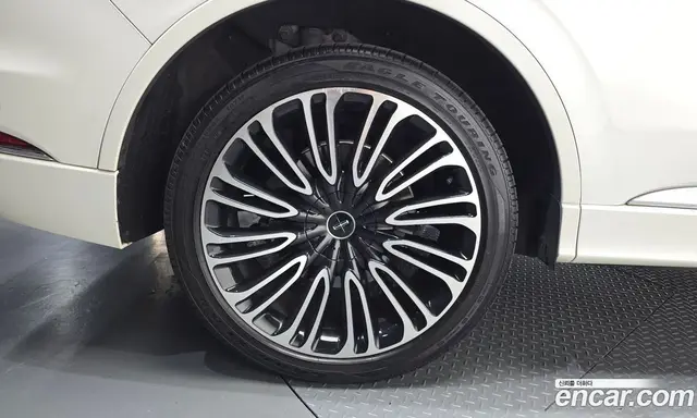 Lincoln Aviator 2020 3.0 АКПП, миниатюра 4 Lincoln Aviator 2020 3.0 АКПП, миниатюра 4