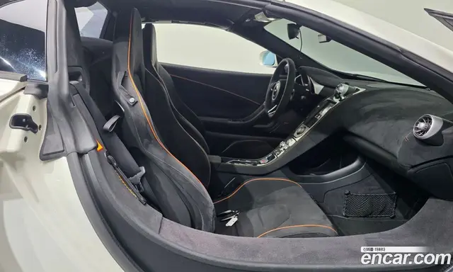 McLaren 650S 2015 3.8 АКПП, миниатюра 11 McLaren 650S 2015 3.8 АКПП, миниатюра 11