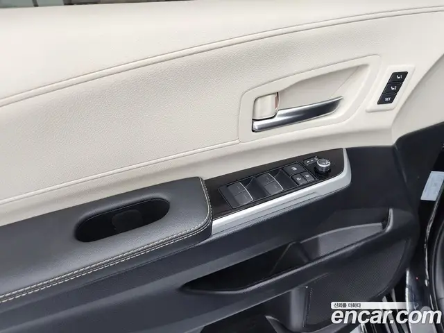 Toyota Sienna 2025 2.5 вариатор, миниатюра 11 Toyota Sienna 2025 2.5 вариатор, миниатюра 11