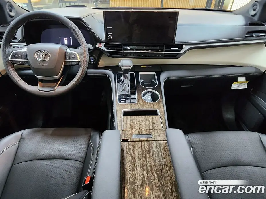 Toyota Sienna 2025 2.5 вариатор, фото 5 Toyota Sienna 2025 2.5 вариатор, фото 5