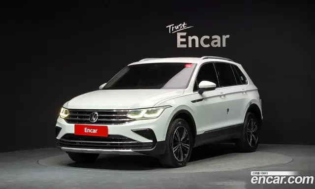 Volkswagen Tiguan, 2022, 111 024 км Volkswagen Tiguan, 2022, 111 024 км