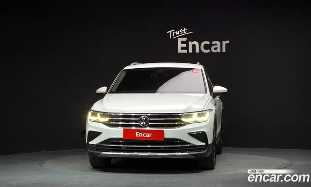Volkswagen Tiguan 2022 2.0 АКПП, миниатюра 3