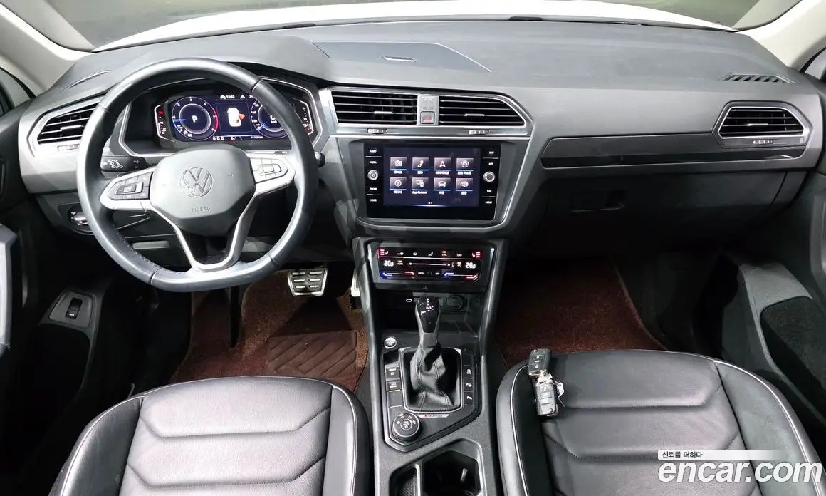 Volkswagen Tiguan 2022 2.0 АКПП, фото 7