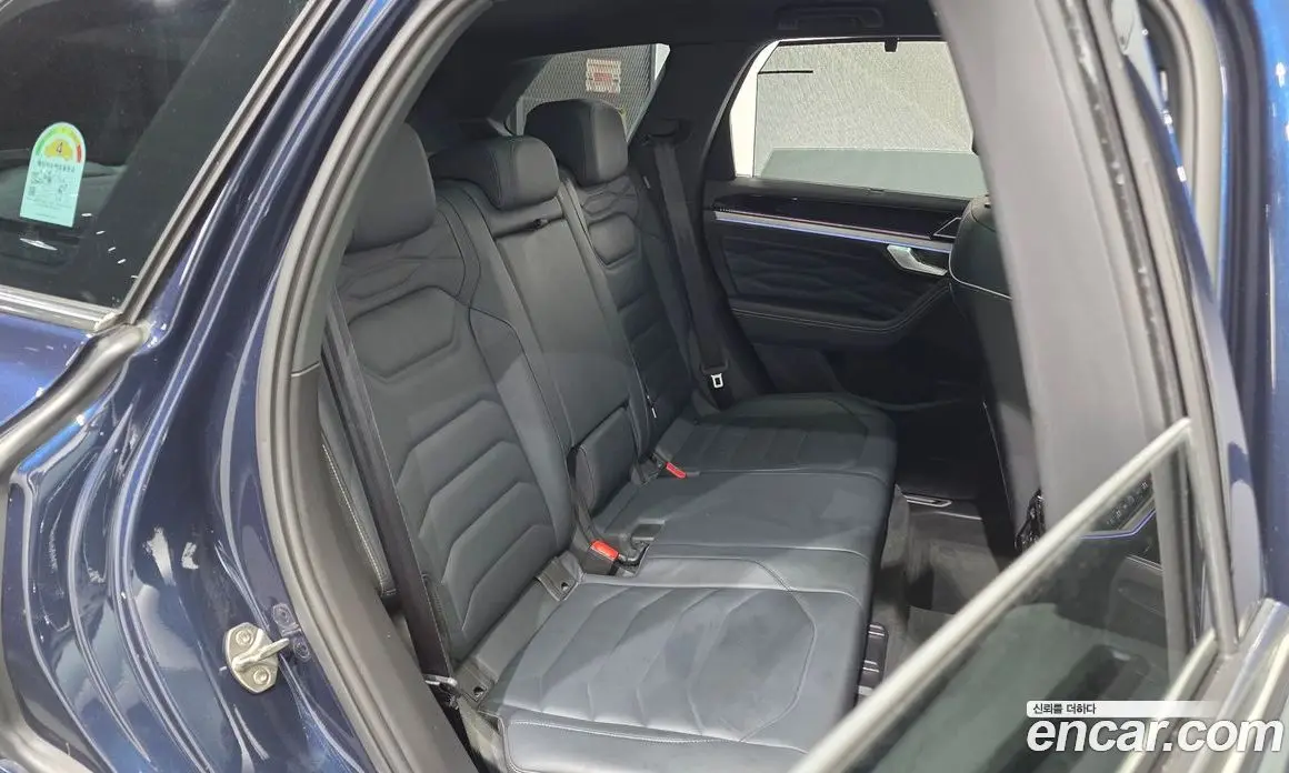 Volkswagen Touareg 2024 3.0 АКПП, фото 18