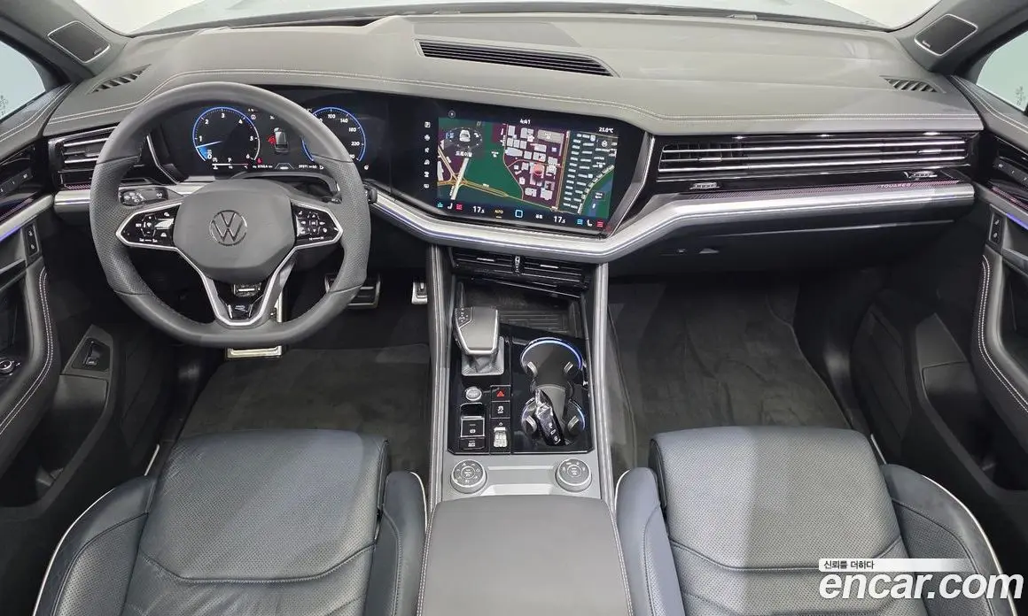 Volkswagen Touareg 2024 3.0 АКПП, фото 10