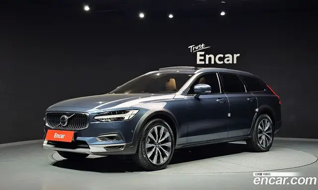 Volvo V90, 2020, 93 645 км