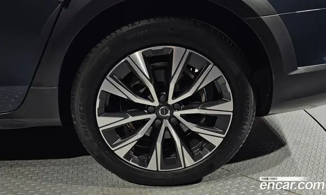 Volvo V90 2020 2.0 АКПП, миниатюра 7 Volvo V90 2020 2.0 АКПП, миниатюра 7