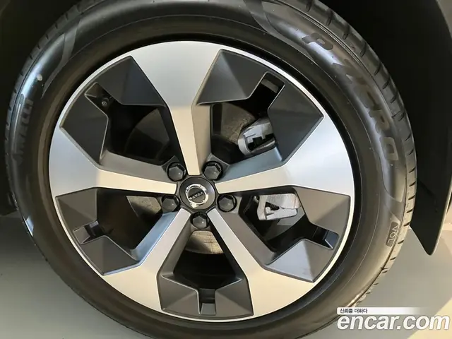 Volvo XC40 2025 2.0 АКПП, миниатюра 5