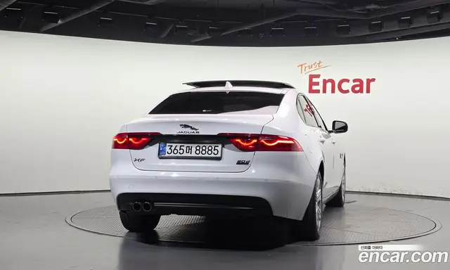 Jaguar XF 2019 2.0 АКПП, миниатюра 4 Jaguar XF 2019 2.0 АКПП, миниатюра 4