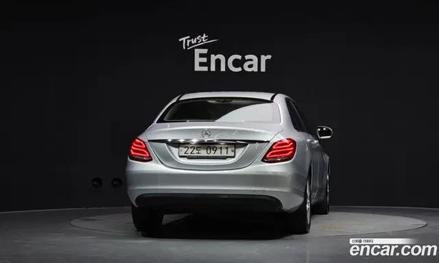 Mercedes-Benz C-Class 2016 1.6 АКПП, миниатюра 4 Mercedes-Benz C-Class 2016 1.6 АКПП, миниатюра 4